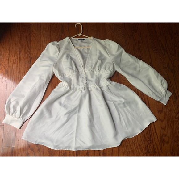 White Woven Button Detail Puff Sleeve Skater Dress Size 12 - Picture 1 of 3
